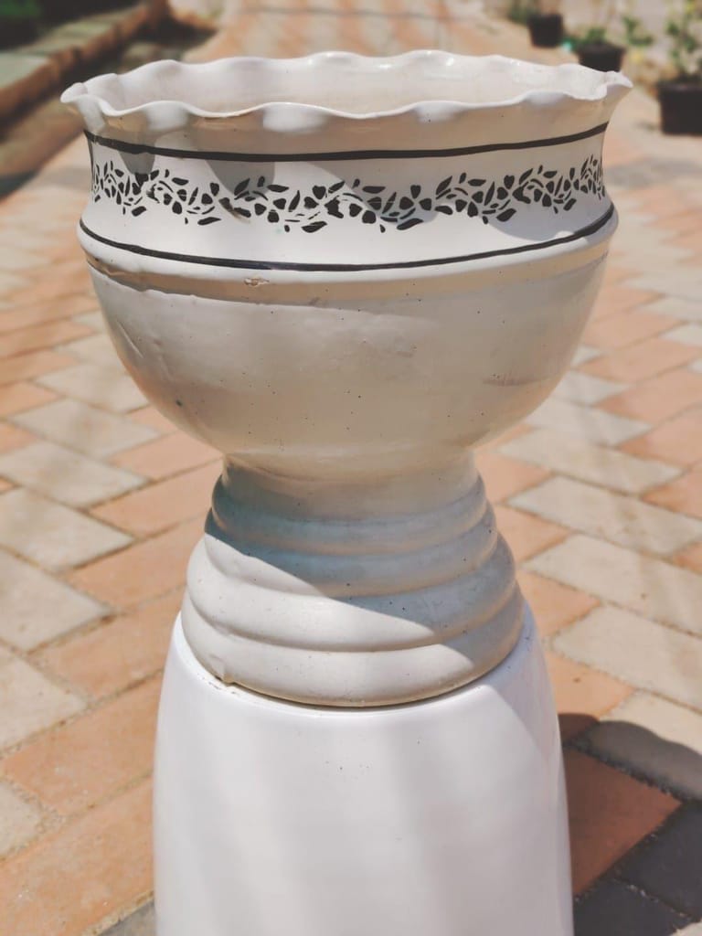 Buy 15 Inch White Designer Stand Ceramic Pot Online | Urvann.com 15 Inch White Designer Stand Ceramic Pot (Any colour)