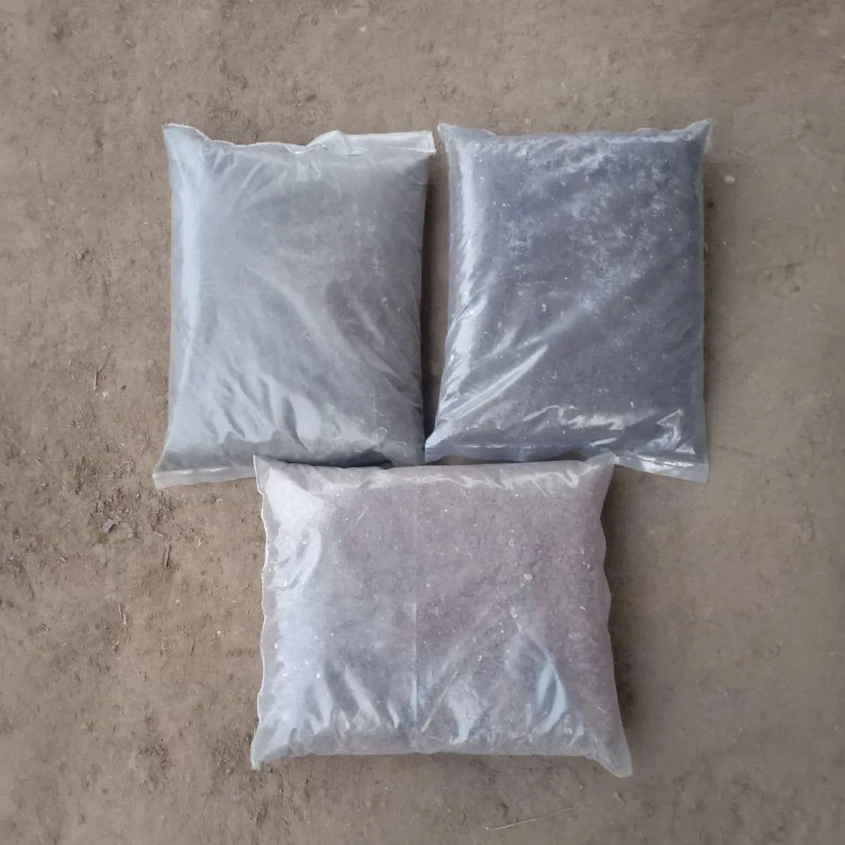 Combo 3 in 1 - (1kg Potting Mix + 1 kg Vermicompost + 1kg Plant Food )