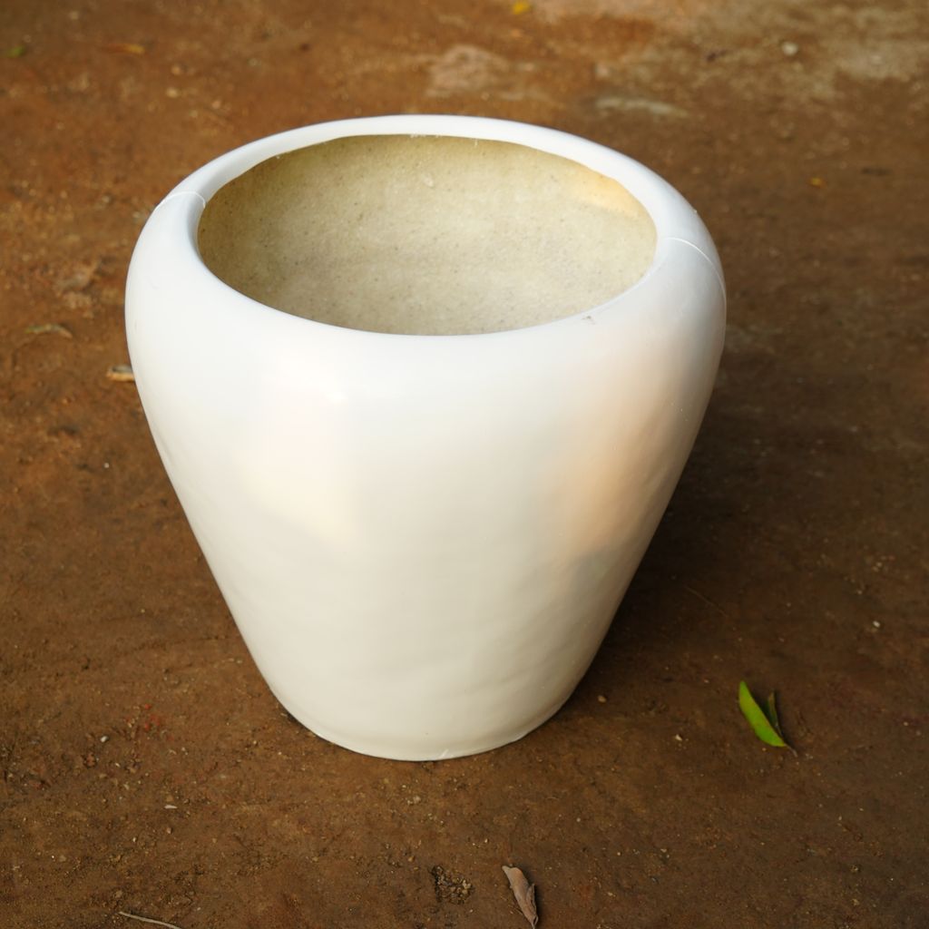 16 Inch Classy White Upright Apple Designer Fibre Pot