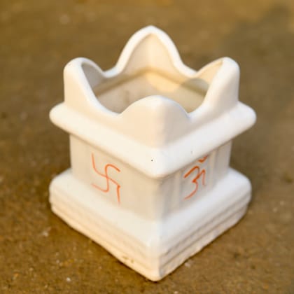Buy 5 Inch Classy White Tulsi Ceramic Pot Online | Urvann.com