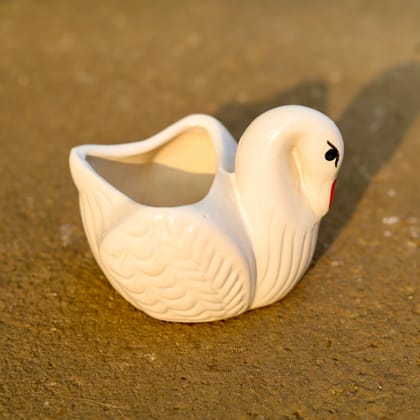 Buy 4 Inch Classy White Duck Designer Ceramic Pot Online | Urvann.com