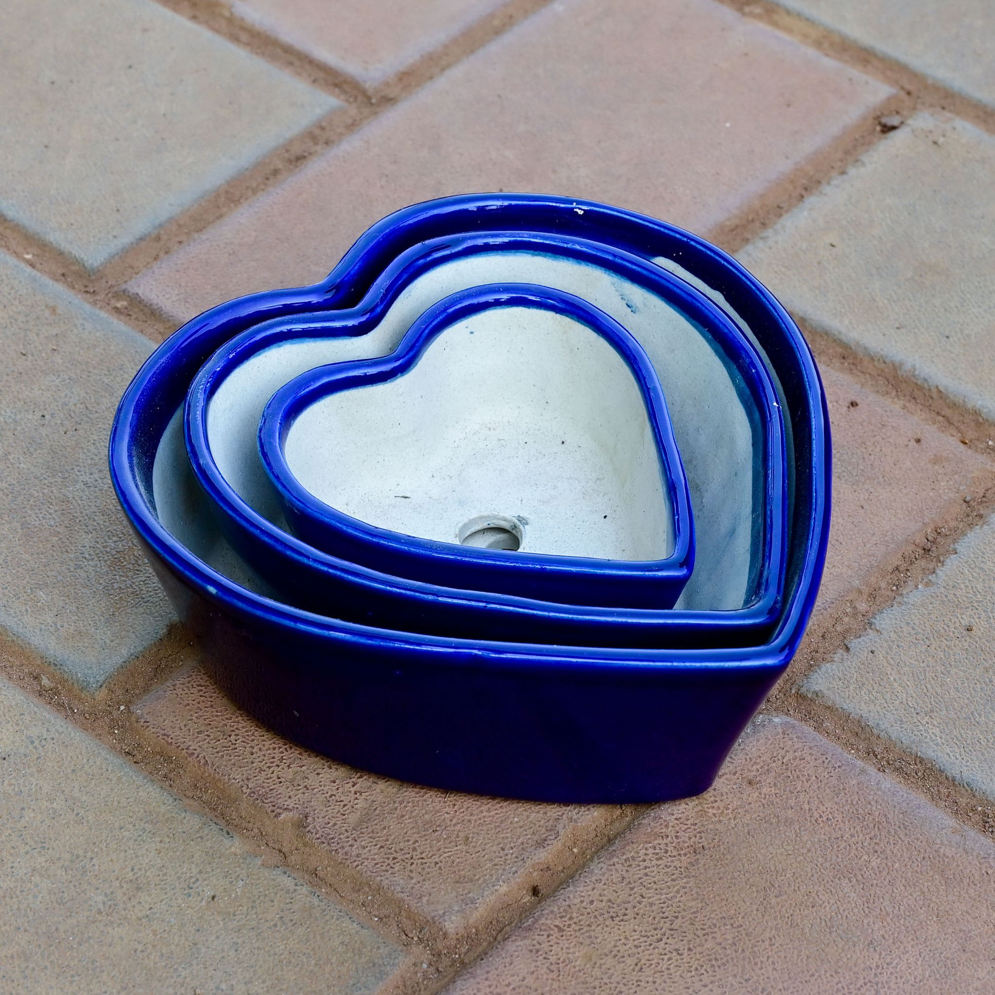 Set of 3 - (4,6 & 8) Inch Cute Heart Shaped Ceramic Pot