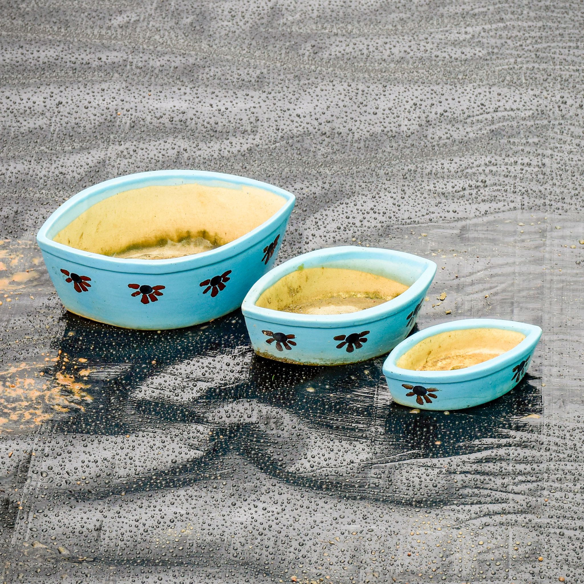 Set of 3 - 3,5 & 7 Inch Boat Designer Ceramic Pot (any colour)