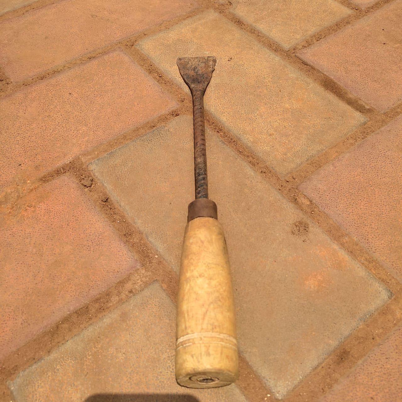 Khurpi / Trovel - 1 Ft