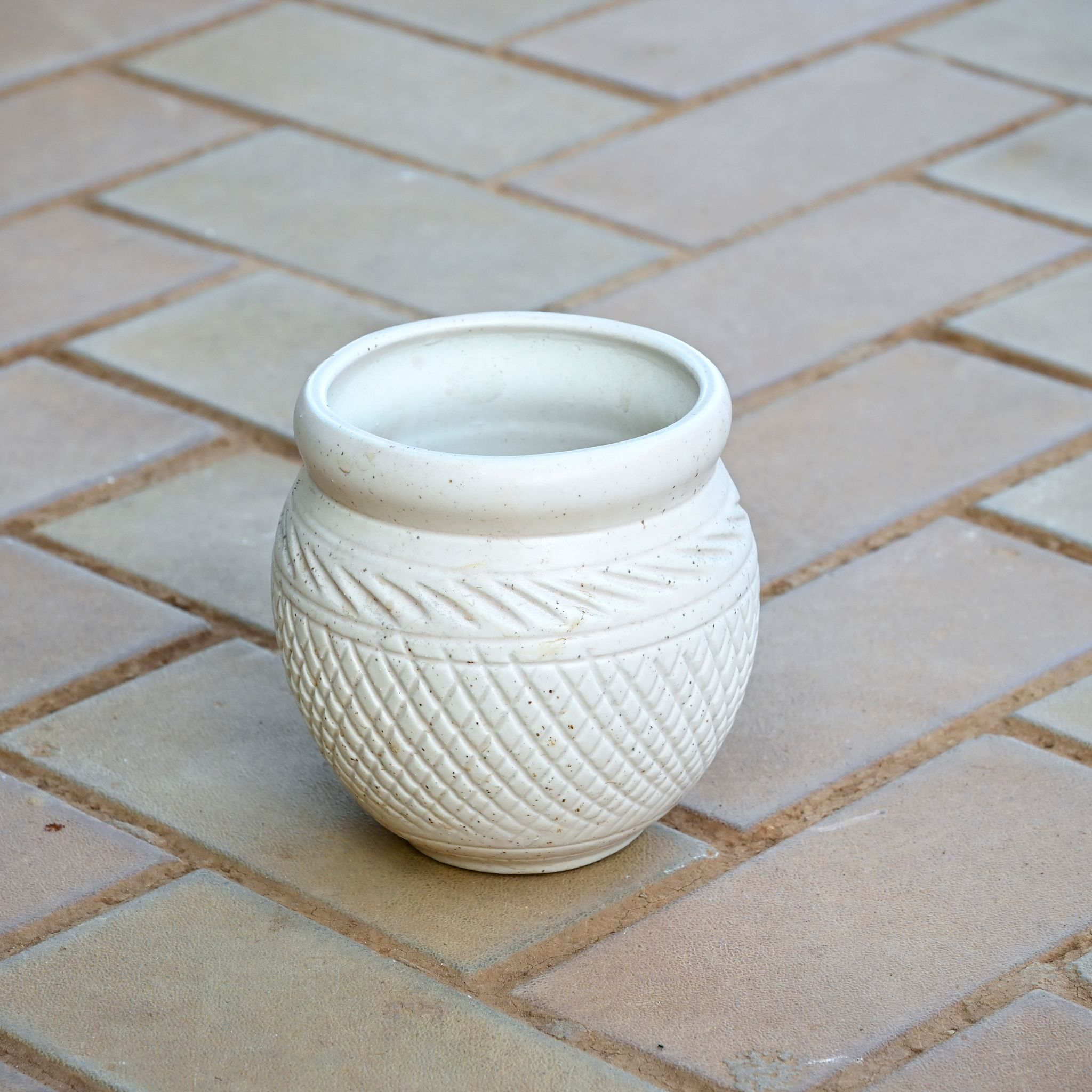 5 Inch White Premium Matki Designer Ceramic Pot