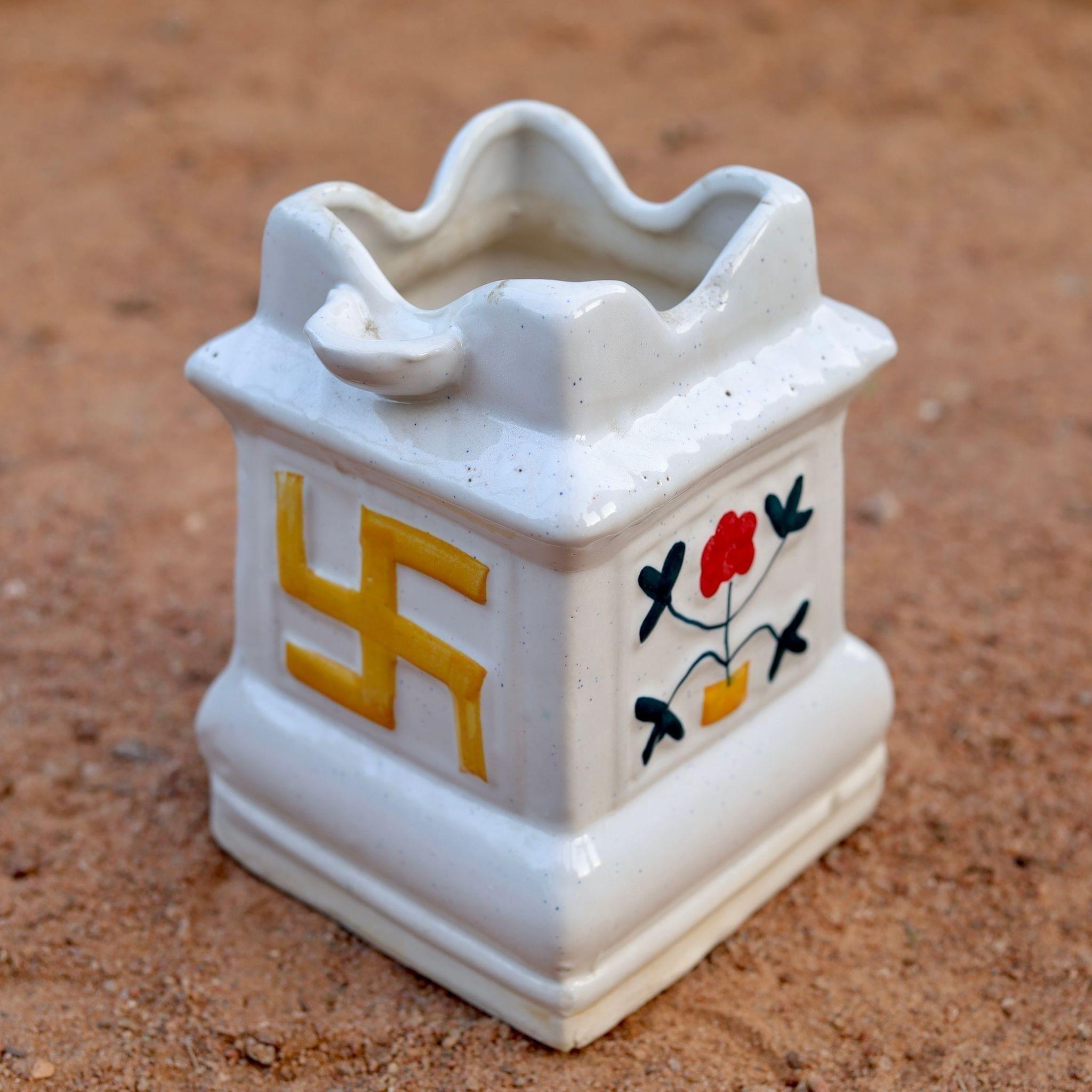 6*10 Inch Tulsi Ceramic Planter (colour may vary)