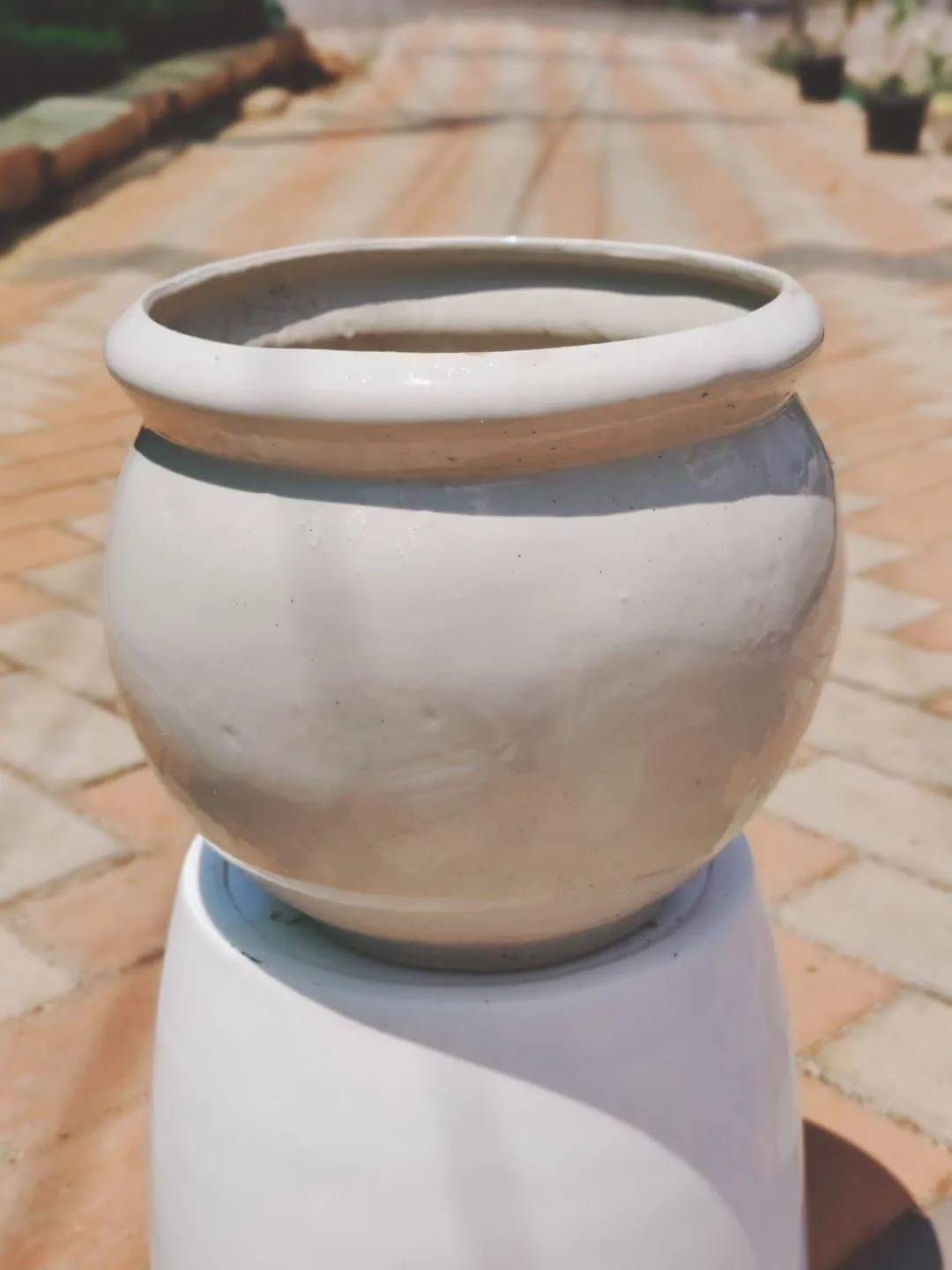 12 Inch Classy Handi Ceramic Pot (Any Colour)