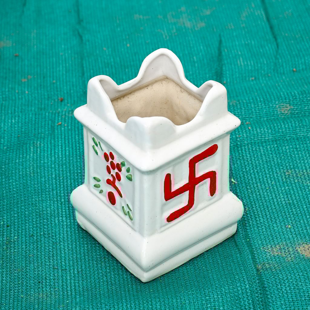 Buy 6 Inch Square Shaped Classy White Tulsi Designer Ceramic Pot (Any Colour) Online | Urvann.com 6 Inch Square Shaped Classy White Tulsi Designer Ceramic Pot (Any Colour)