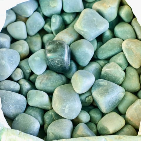 Decorative Medium Grey Pebbles - 1 Kg