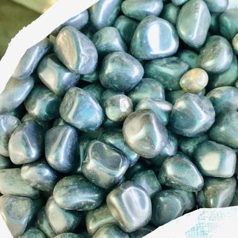 Decorative Large Black Pebbles - 1 Kg