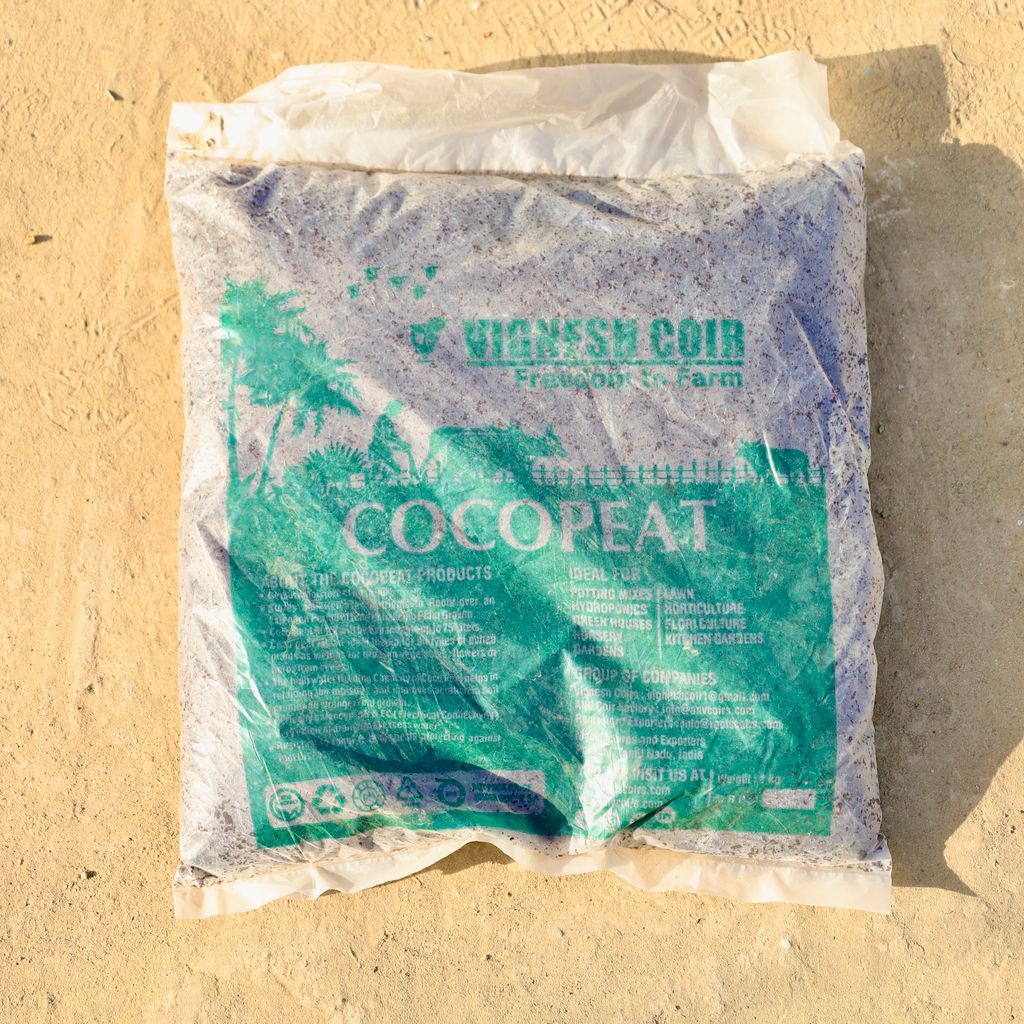 Buy Cocopeat - 1 Kg Online | Urvann.com Cocopeat - 1 Kg