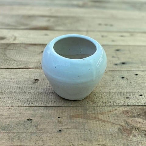 4 Inch White Classy Ceramic Apple Pot