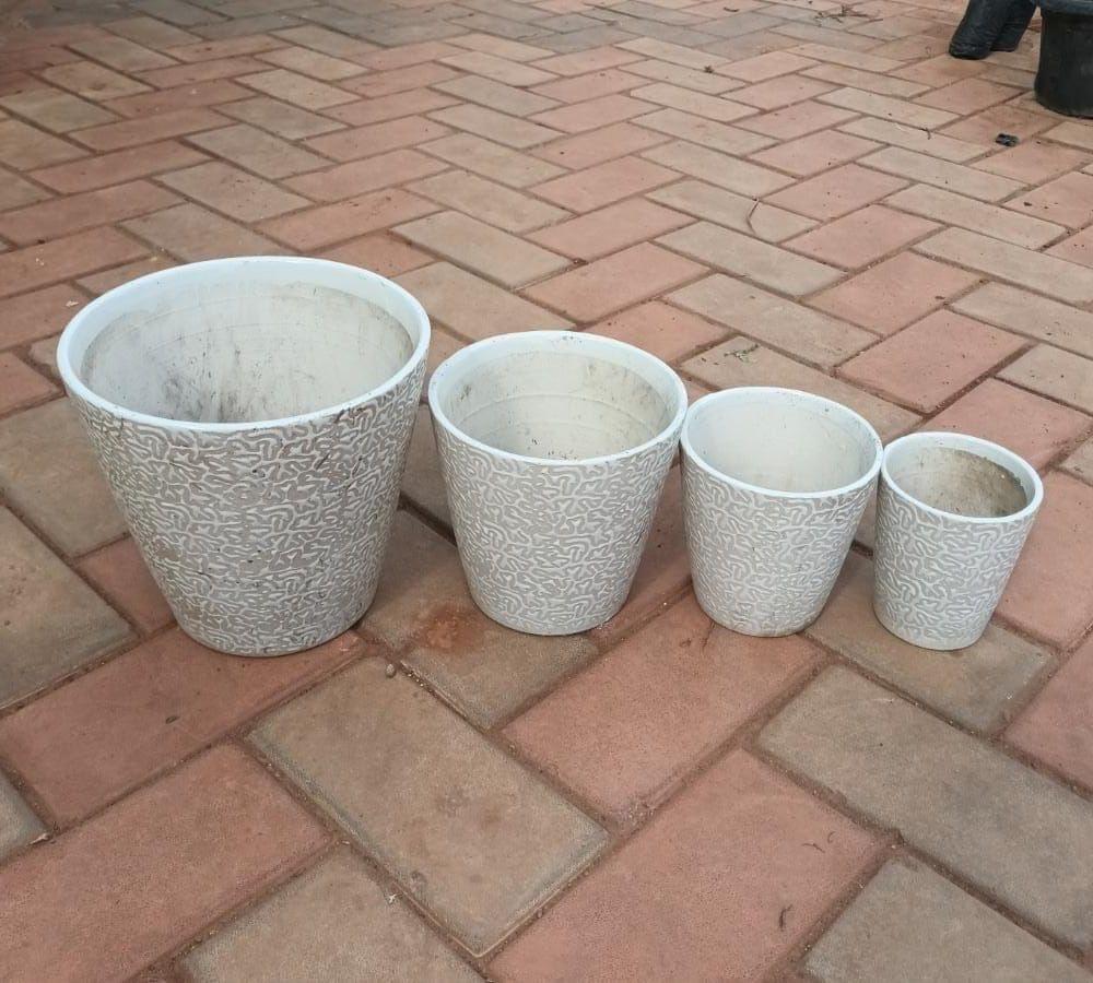 Set of 4 - (10,8,6 & 5 Inch ) White Balti Ceramic Pot (Design may vary)