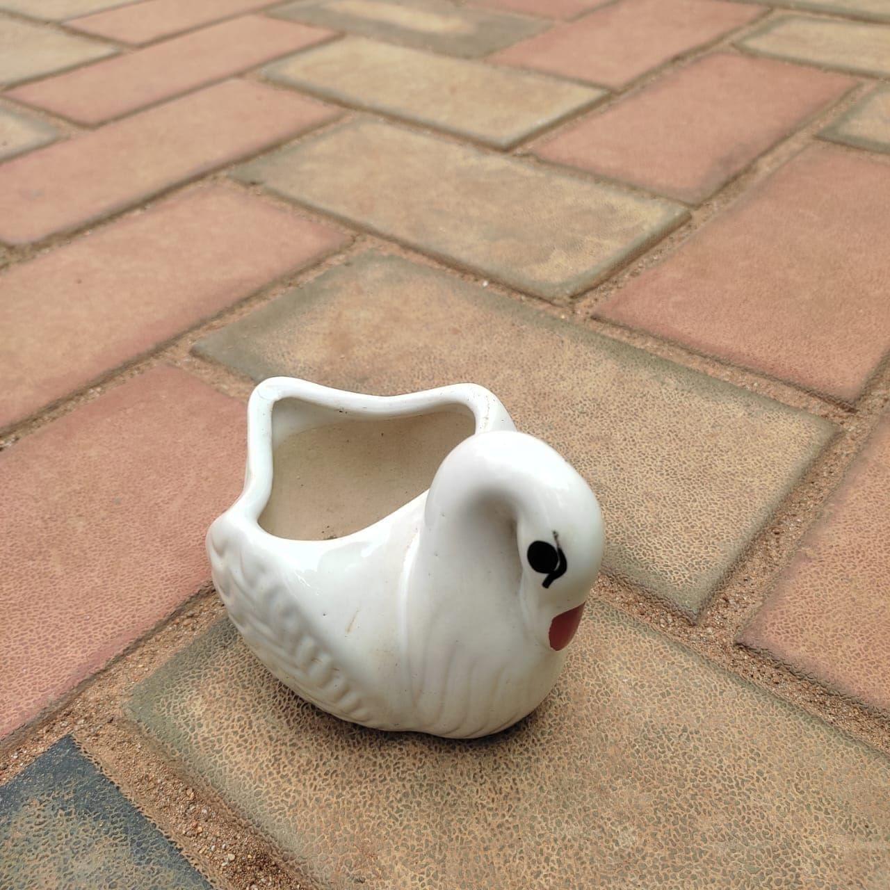 1.5 Inch Cute Duck Designer Ceramic Pot (any colour)