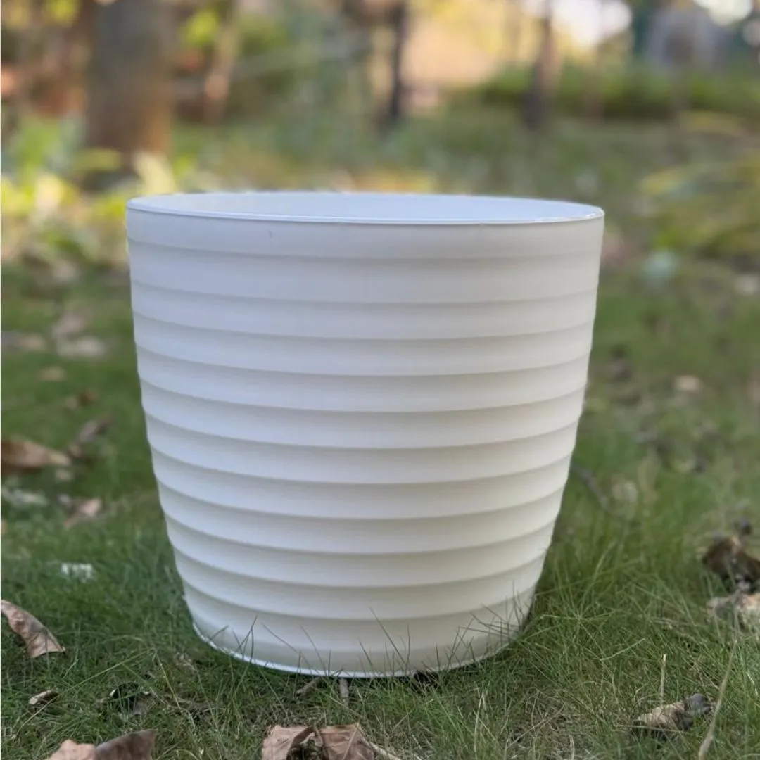 5 Inch White Avora Premium Plastic Planter