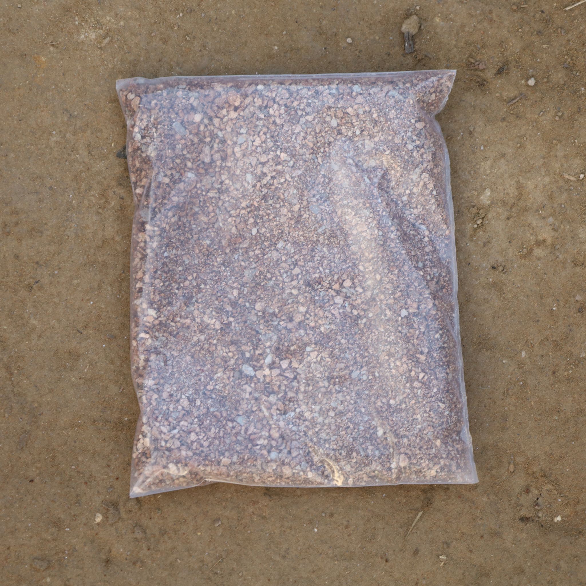 Decorative Brown Stone Chips - 1 Kg in 1 Inch Nursery Bag
