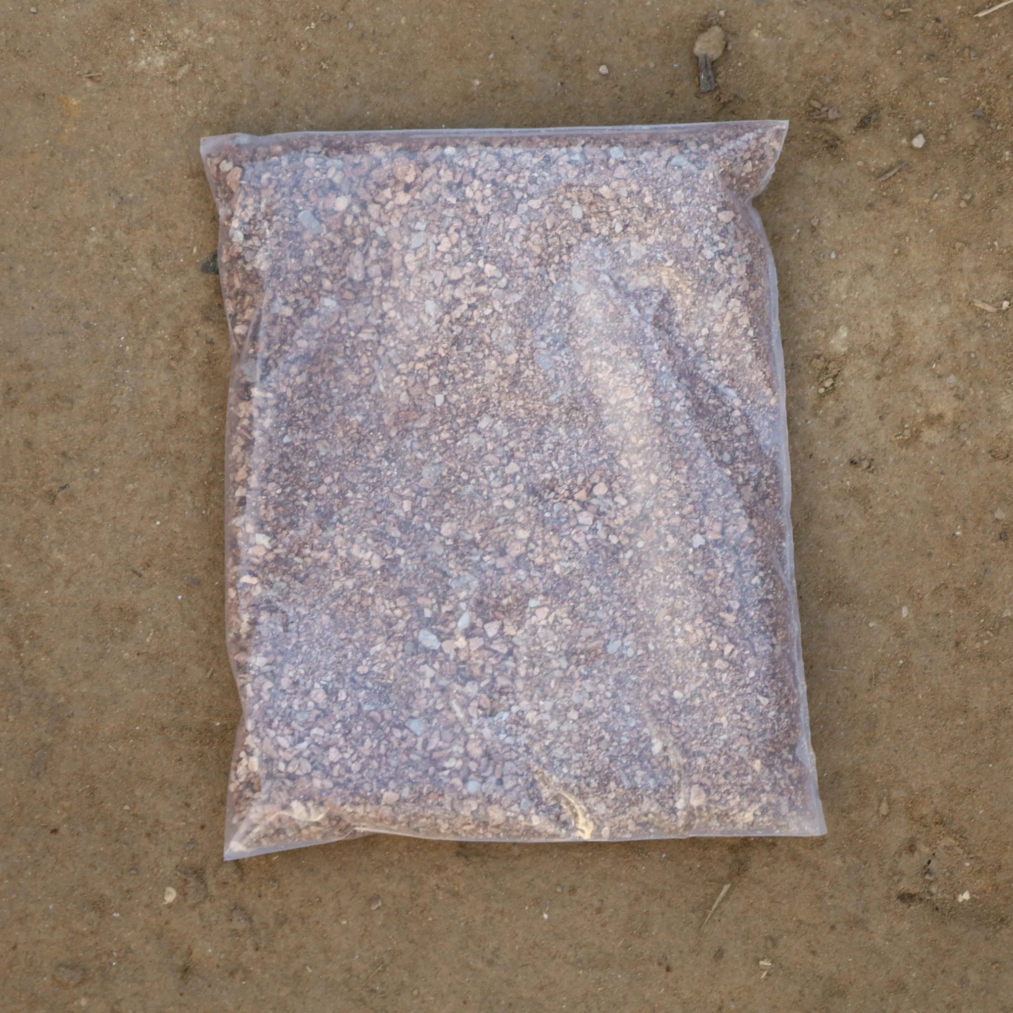 Decorative Brown Stone Chips - 1 Kg in 1 Inch Nursery Bag