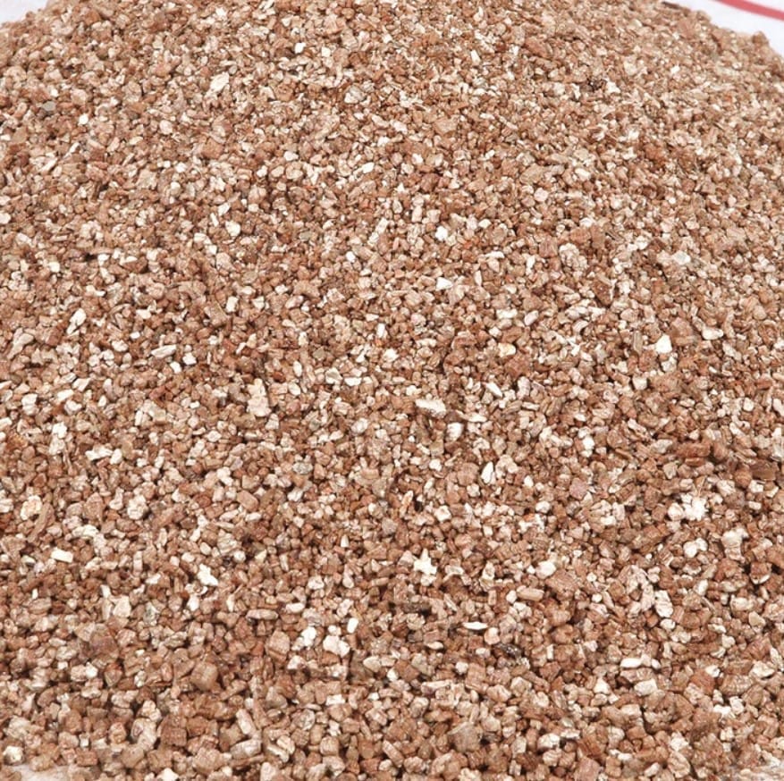 Set of 6 - 500 Gm  Vermiculite  - 3000 Gm