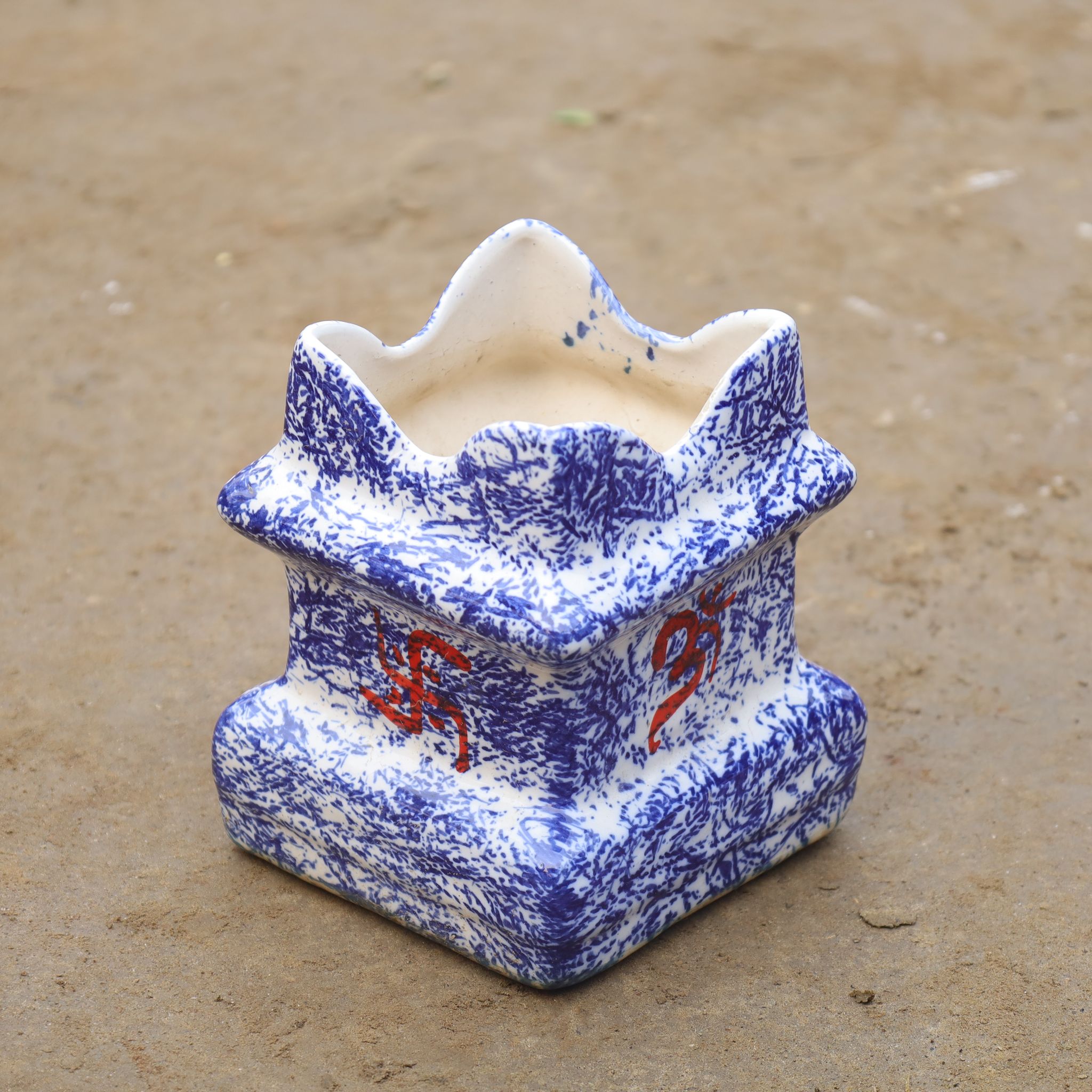 6 Inch Tulsi Designer Ceramic Pot (Any Colour & Design)