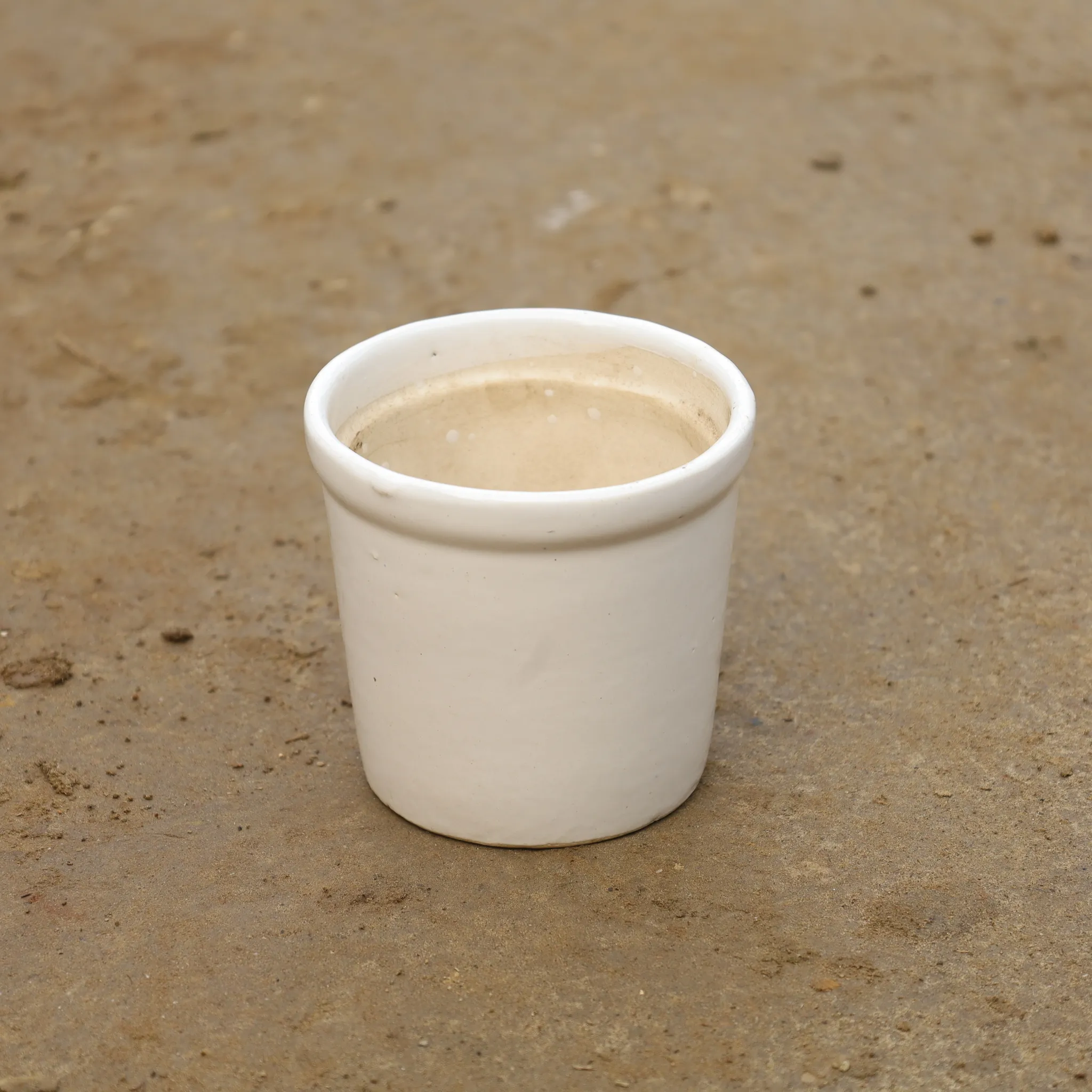 4 Inch Classy White Cylindrical Ceramic Pot
