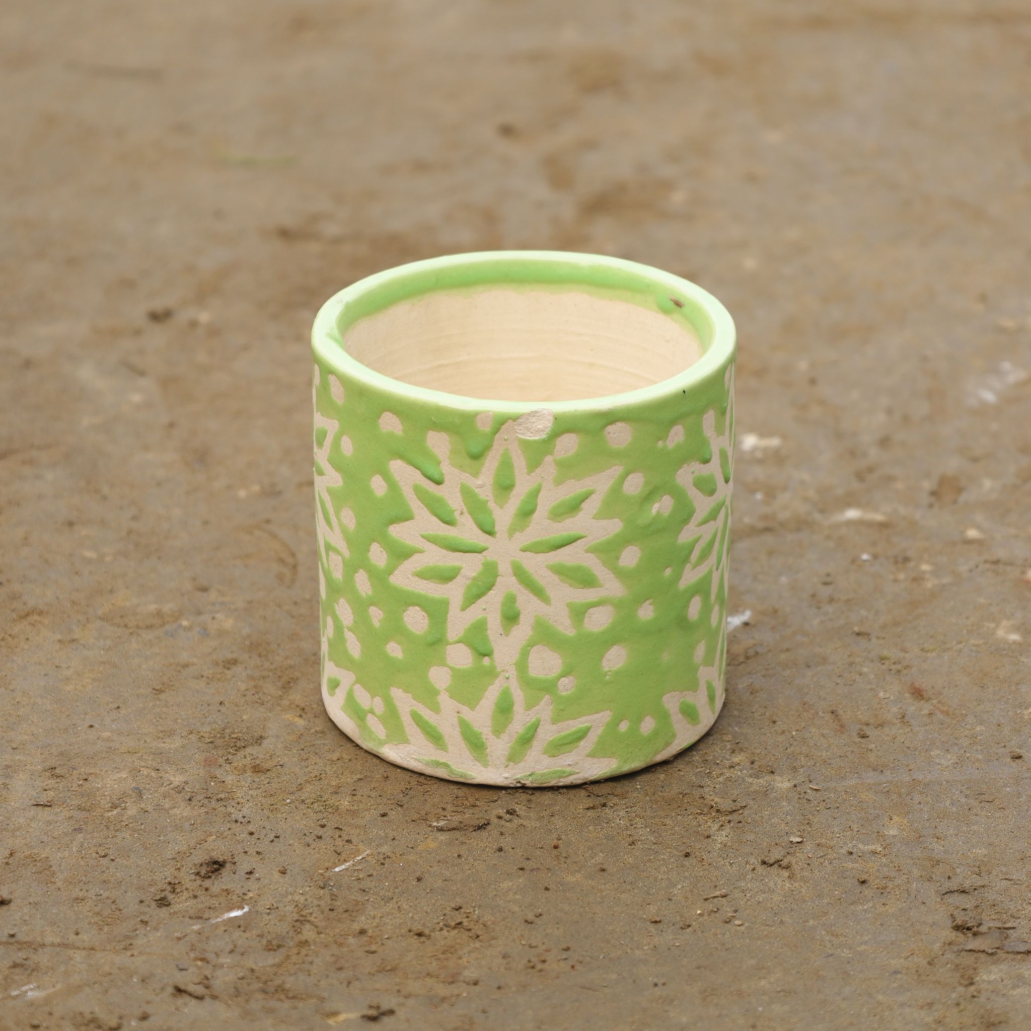 4 Inch Cylindrical Designer Ceramic Pot (Any Colour & Design)