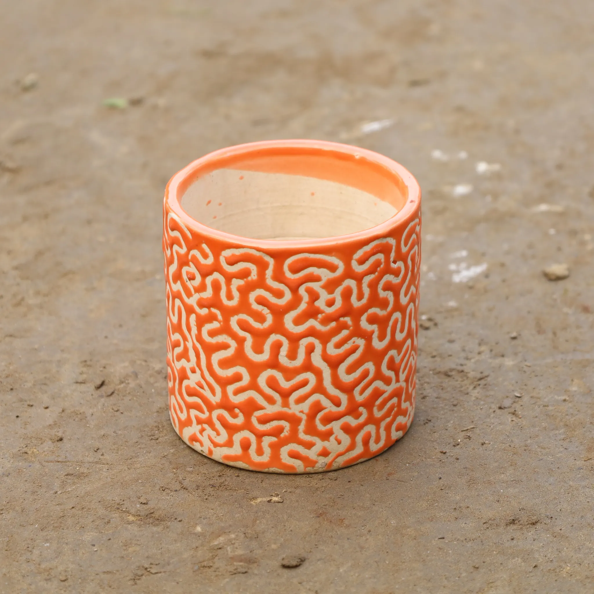 4 Inch Cylindrical Designer Ceramic Pot (Any Colour & Design)