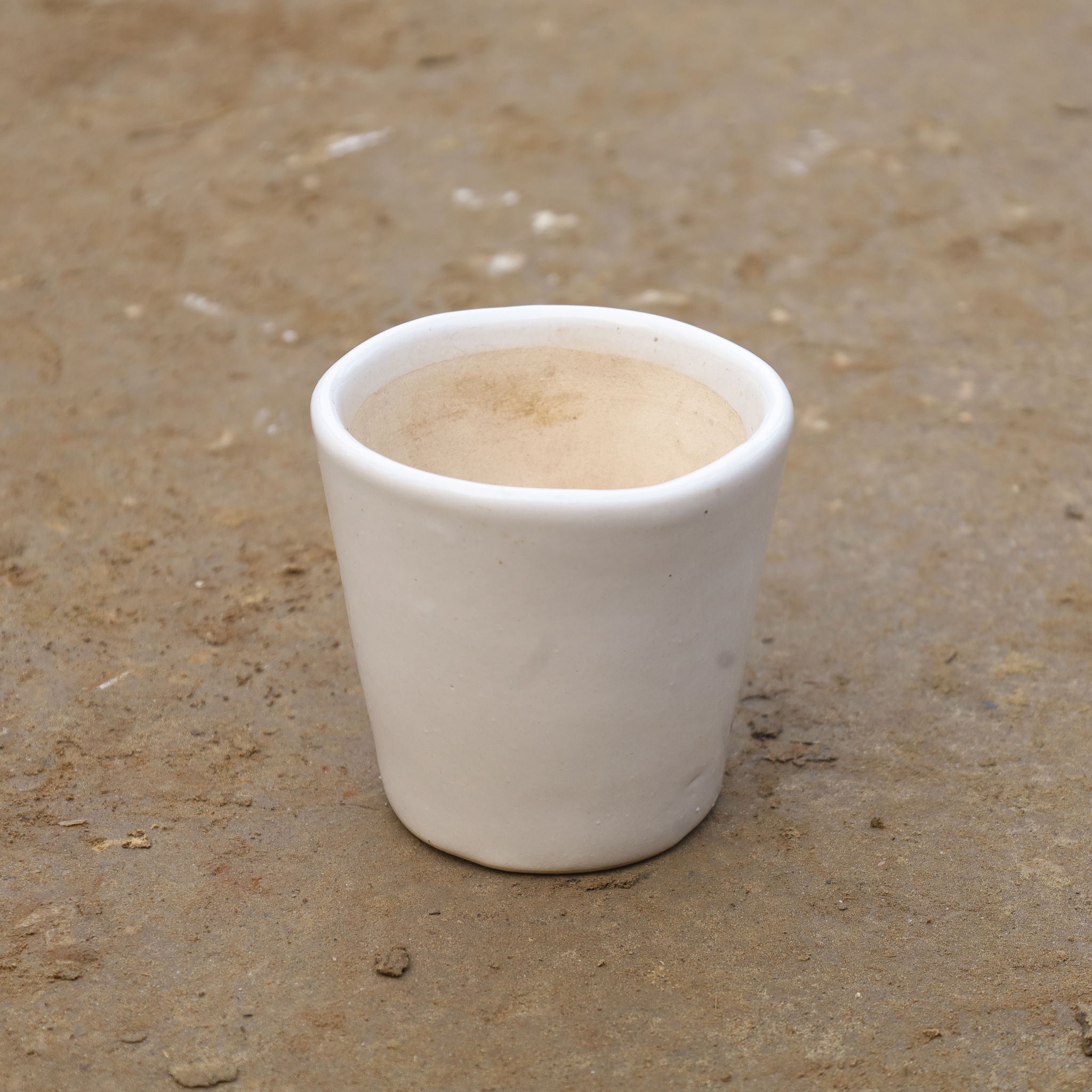 4 Inch Classy White Glass Ceramic Pot
