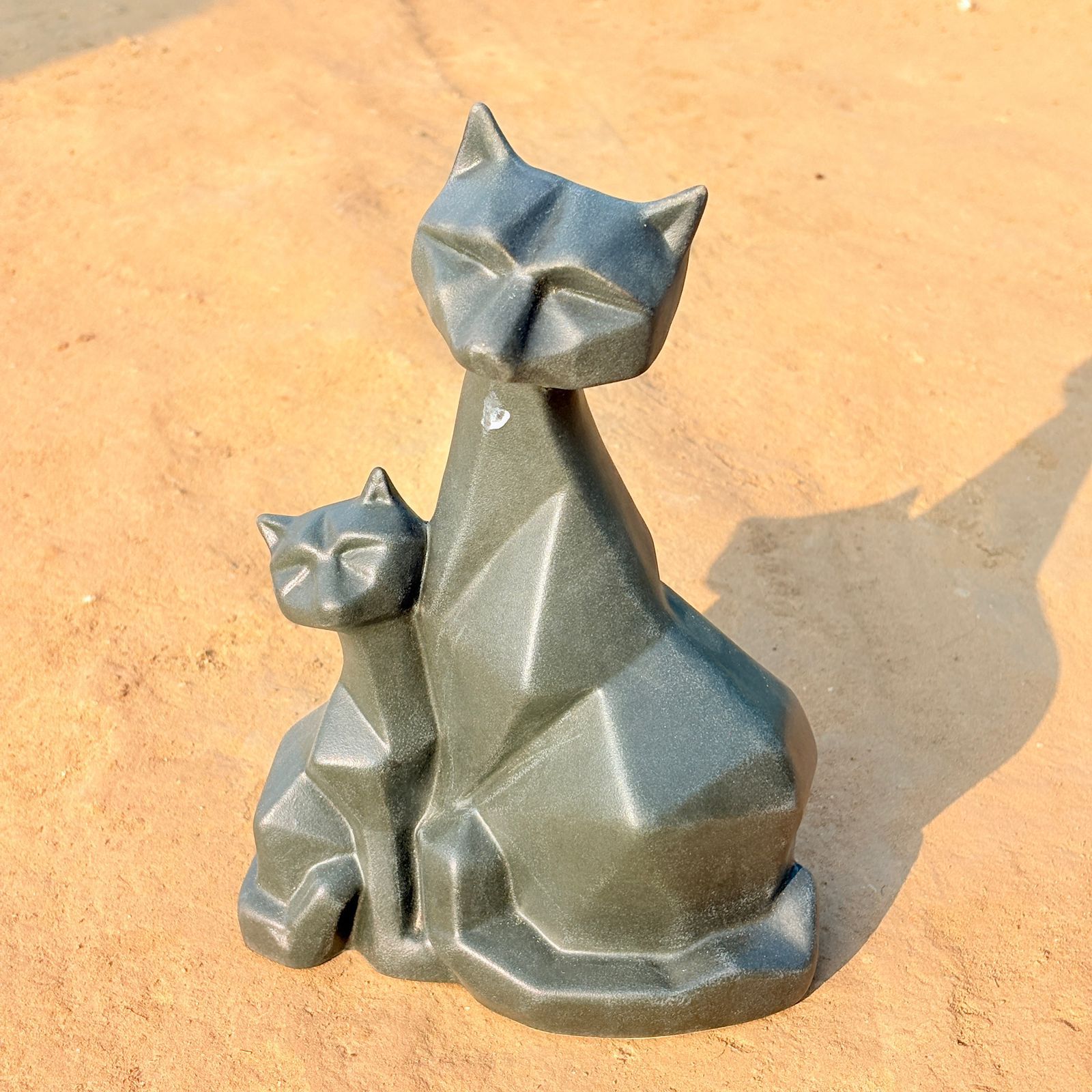 Pair of Cats Ceramic Figurines - Playful Decorative Accents for Home Decor